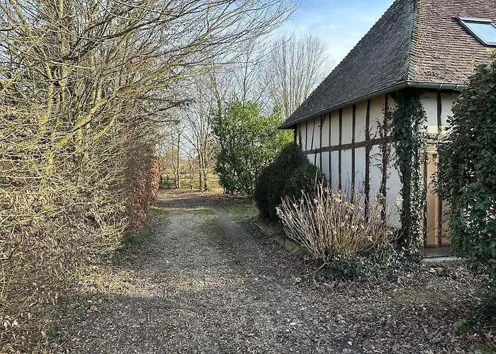 Longère Normande Avec Piscine Et Jardin Hébergement de vacances