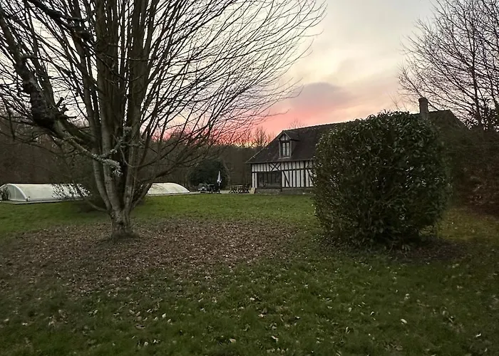Longère Normande Avec Piscine Et Jardin * Landepéreuse