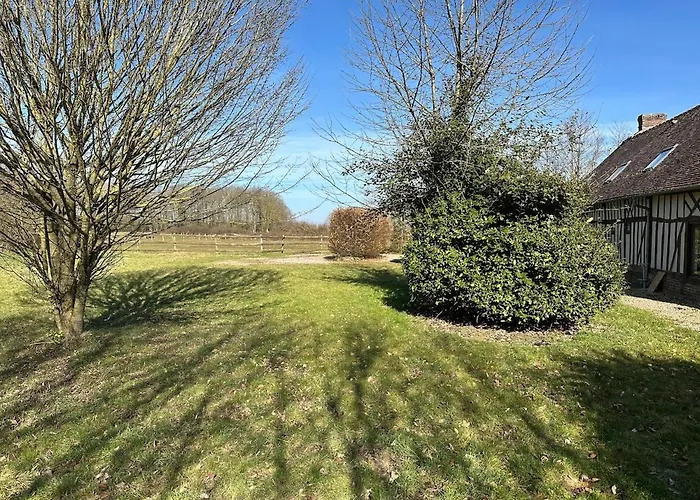 Hébergement de vacances Longère Normande Avec Piscine Et Jardin