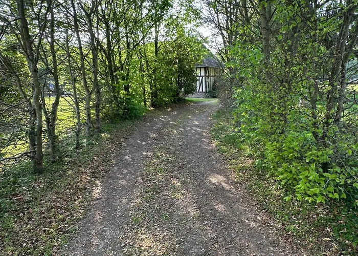 Longère Normande Avec Piscine Et Jardin Hébergement de vacances *